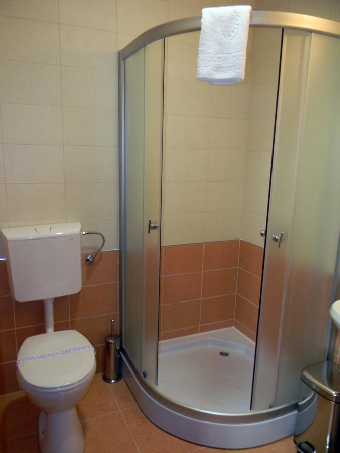 Stari Mlin Hotel Vrsac Bagian luar foto